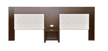 قیمت خوب Walnut Solid Wood Headboard For Queen Beds With Power Hubs , Dark Color آنلاین